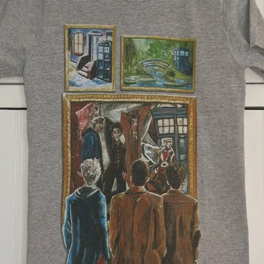 Dr. Who graphic t-shirt xs